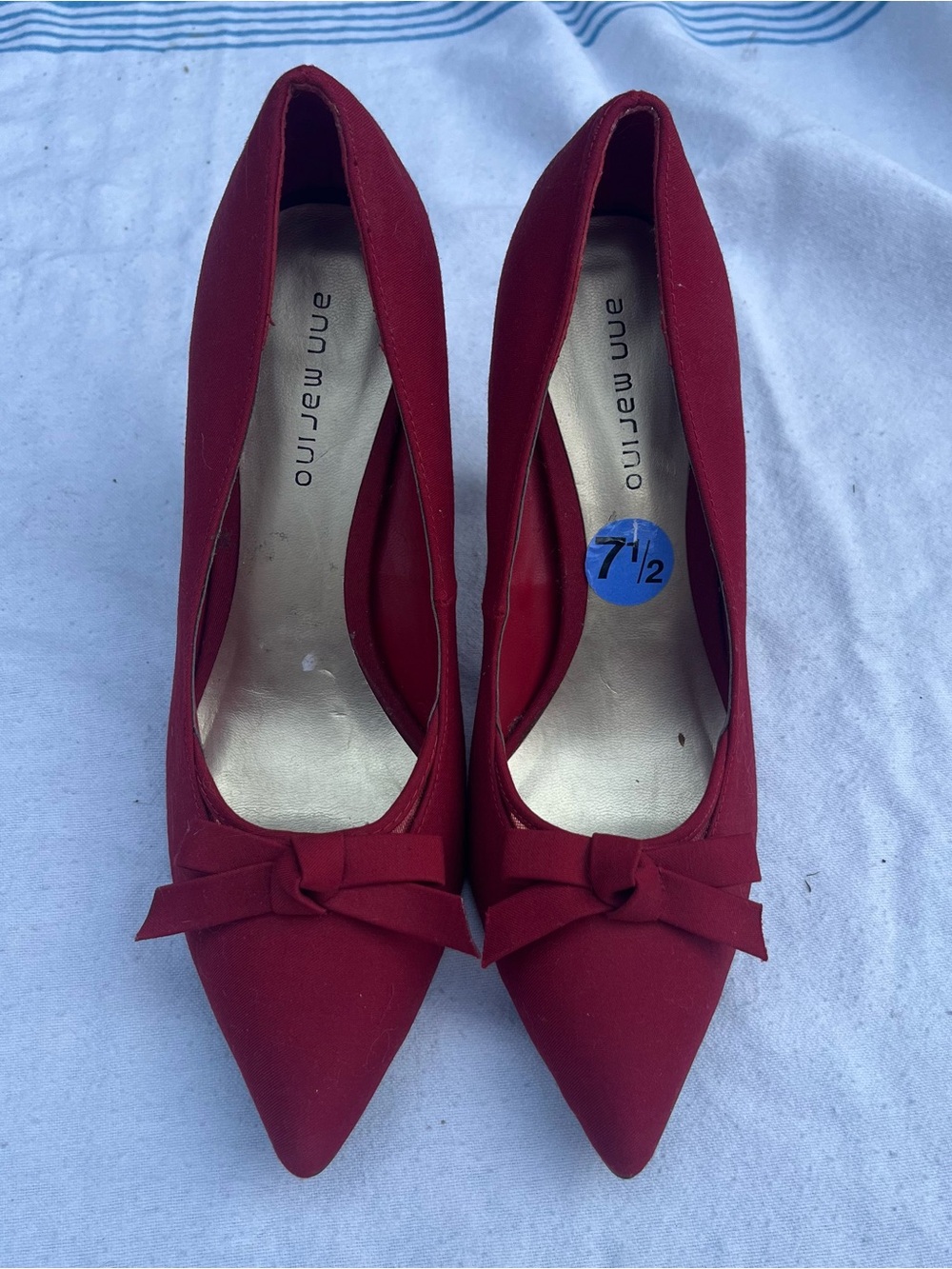 Anne Marino Women's Red Pointed Toe Bow Pumps